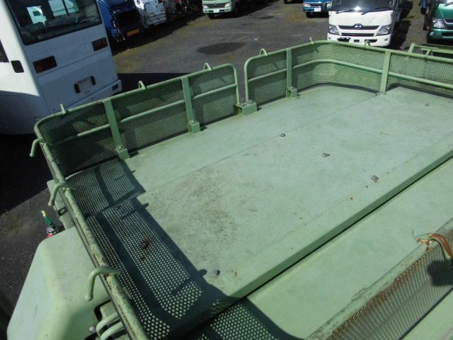 Isuzu ELF TRUCK 2011-03 3758420-15