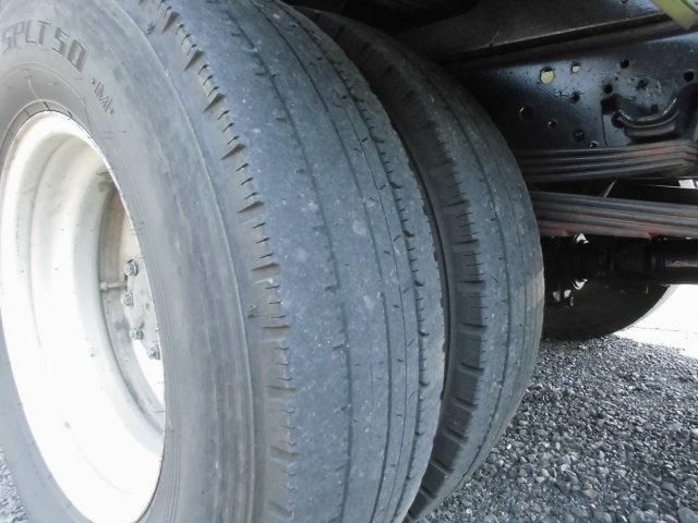 Isuzu ELF TRUCK 2011-03 3758420-20