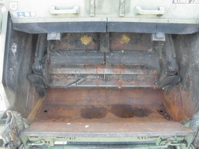 Isuzu ELF TRUCK 2011-03 3758420-5