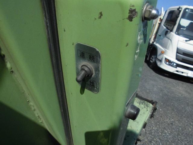 Isuzu ELF TRUCK 2011-03 3758420-8