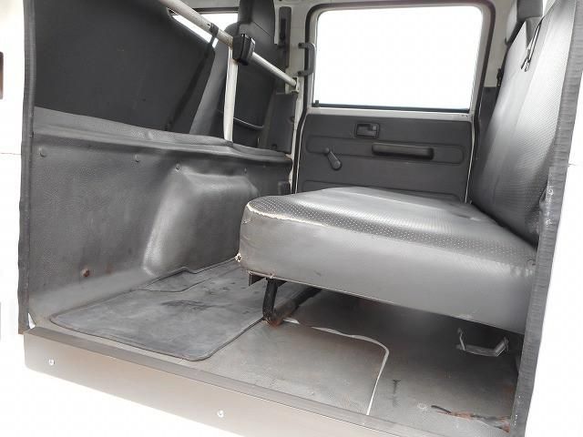 Isuzu ELF TRUCK 2011-08 3847232-20