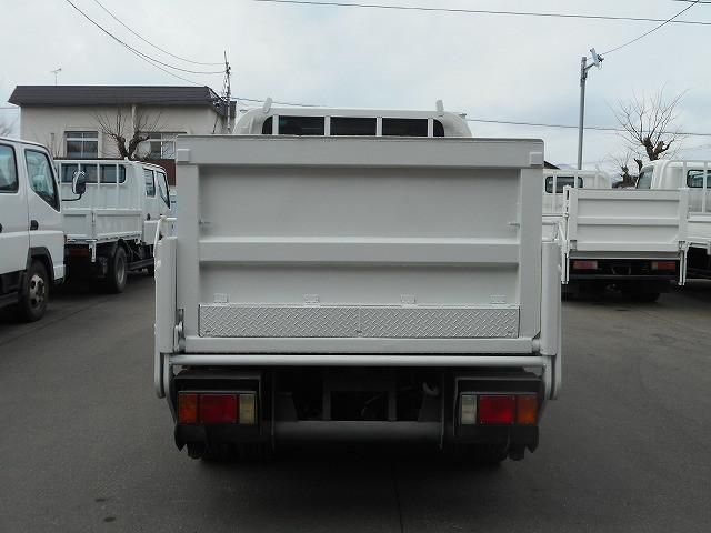 Isuzu ELF TRUCK 2011-08 3847232-5