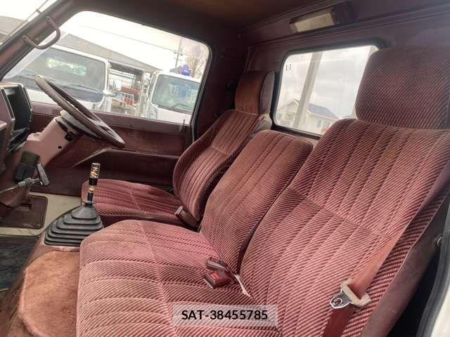 Isuzu ELF TRUCK 1990-07 3905256-4