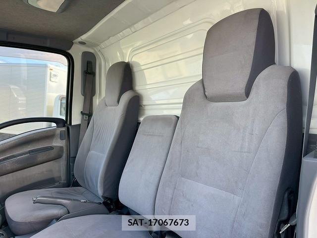Isuzu ELF TRUCK 2012-07 3934010-24