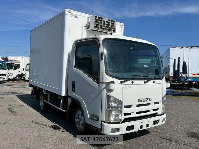 Isuzu ELF TRUCK 2012-07 3934010-3