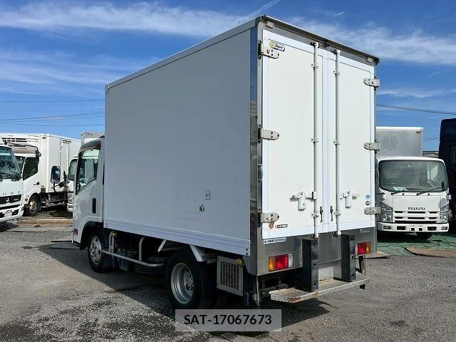 Isuzu ELF TRUCK 2012-07 3934010-7