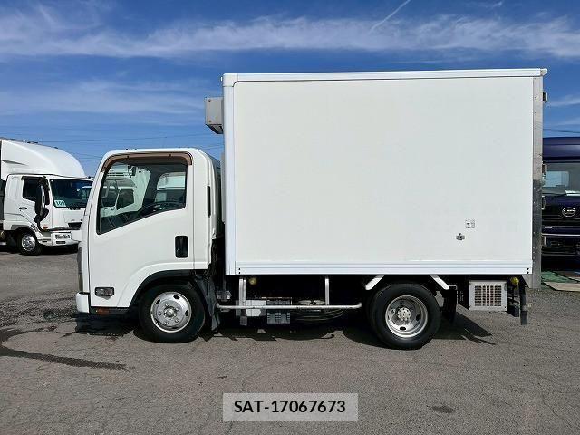 Isuzu ELF TRUCK 2012-07 3934010-8