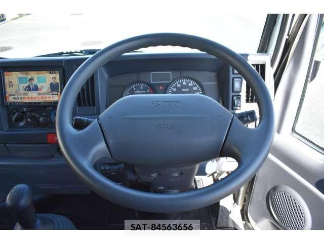 Isuzu ELF TRUCK 2012-07 4041562-2