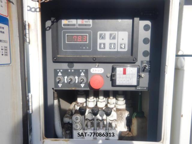Isuzu ELF TRUCK 2013-06 4041578-24