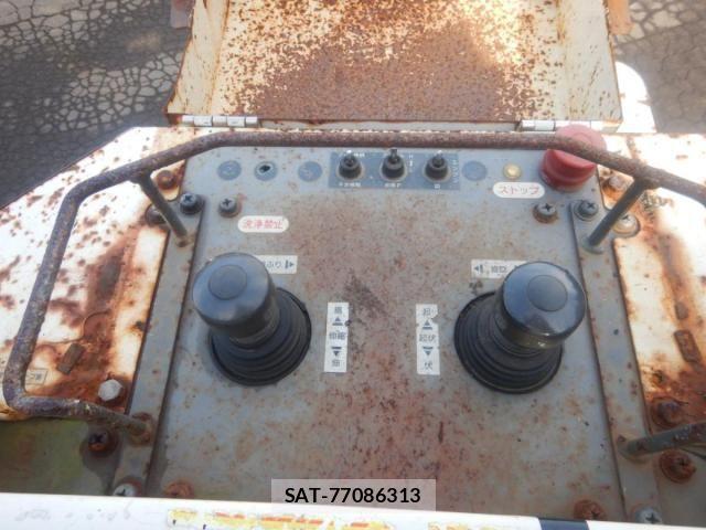 Isuzu ELF TRUCK 2013-06 4041578-27