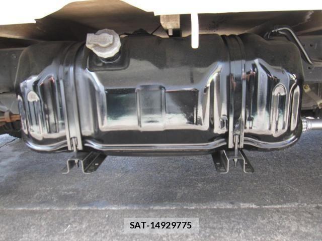 Isuzu ELF TRUCK 2004-03 4041583-29