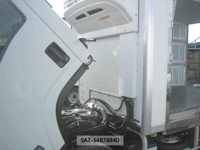 Isuzu ELF TRUCK 2018-12 4041545-20