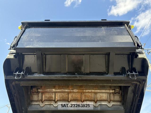 Isuzu ELF TRUCK 2017-11 4109284-14