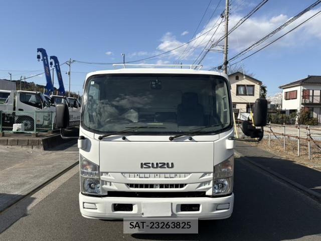 Isuzu ELF TRUCK 2017-11 4109284-6