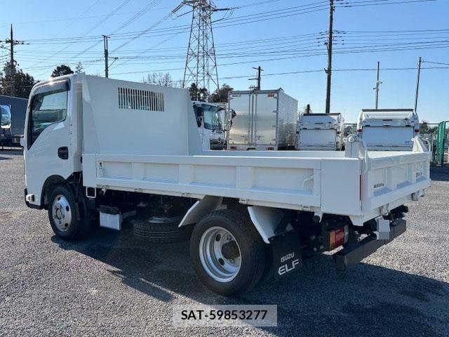 Isuzu ELF TRUCK 2024-03 4109285-1