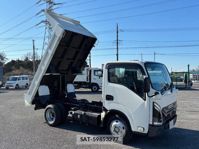 Isuzu ELF TRUCK 2024-03 4109285-5