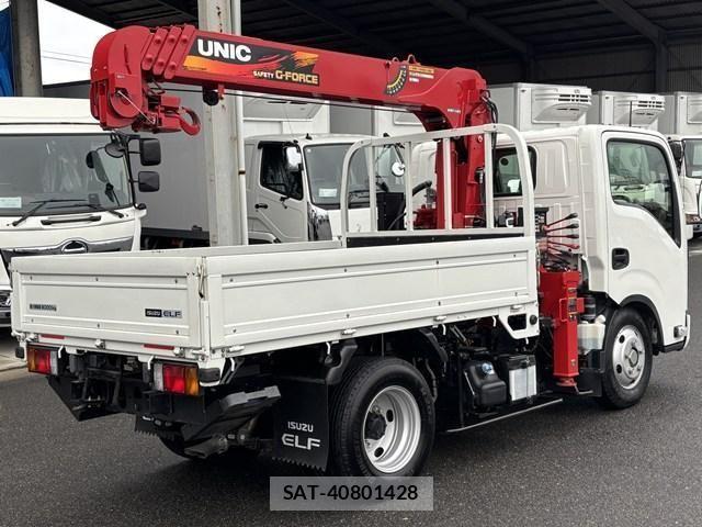 Isuzu ELF TRUCK 2024-02 4109279-2