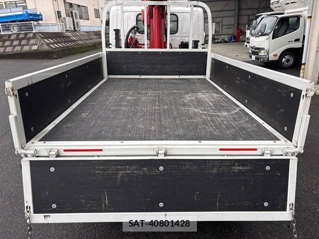 Isuzu ELF TRUCK 2024-02 4109279-4