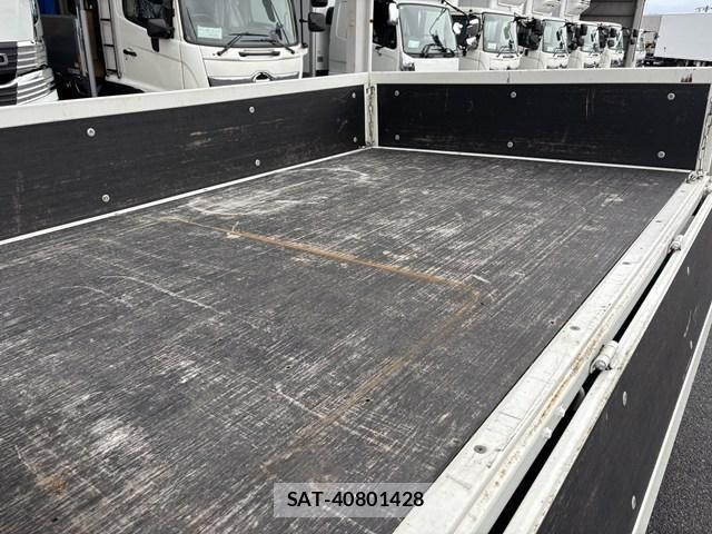 Isuzu ELF TRUCK 2024-02 4109279-6