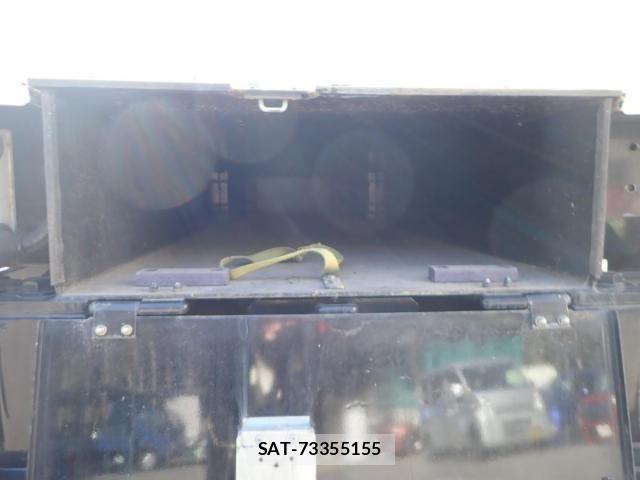 Isuzu ELF TRUCK 2009-10 4109315-14