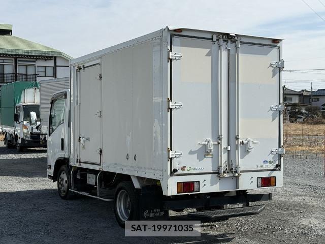 Isuzu ELF TRUCK 2018-01 4109361-27