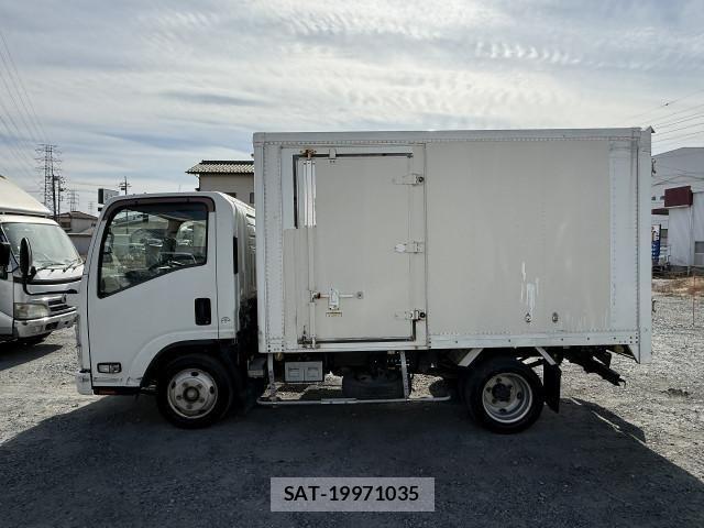 Isuzu ELF TRUCK 2018-01 4109361-2