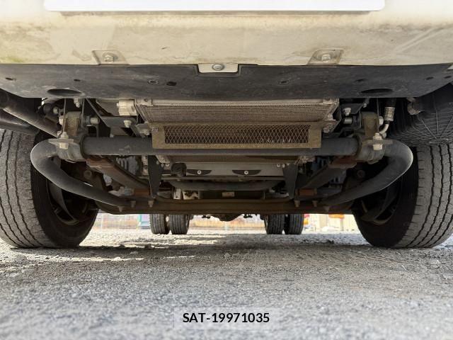 Isuzu ELF TRUCK 2018-01 4109361-6