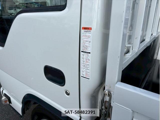 Isuzu ELF TRUCK 2022-05 4109308-12