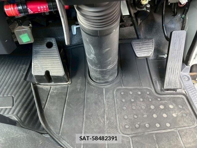 Isuzu ELF TRUCK 2022-05 4109308-27