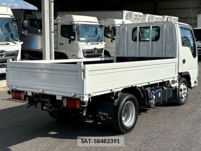 Isuzu ELF TRUCK 2022-05 4109308-2