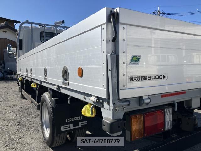 Isuzu ELF TRUCK 2017-12 4109303-16