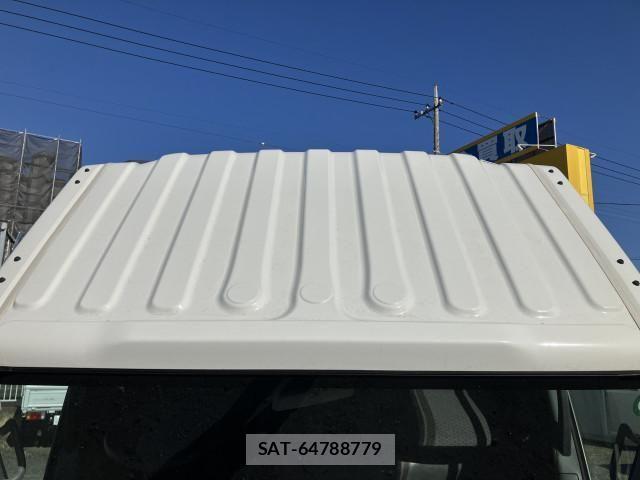 Isuzu ELF TRUCK 2017-12 4109303-21