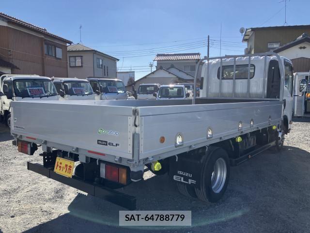 Isuzu ELF TRUCK 2017-12 4109303-2