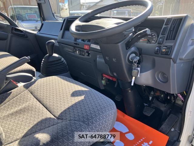 Isuzu ELF TRUCK 2017-12 4109303-4