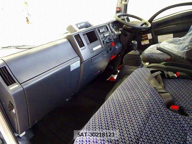 Isuzu ELF TRUCK 2023-05 4175287-6