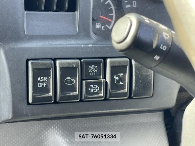 Isuzu ELF TRUCK 2018-06 4323413-18