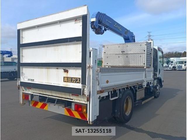 Isuzu ELF TRUCK 2013-05 4370609-10