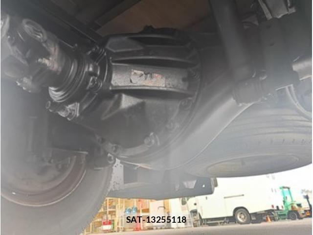 Isuzu ELF TRUCK 2013-05 4370609-14