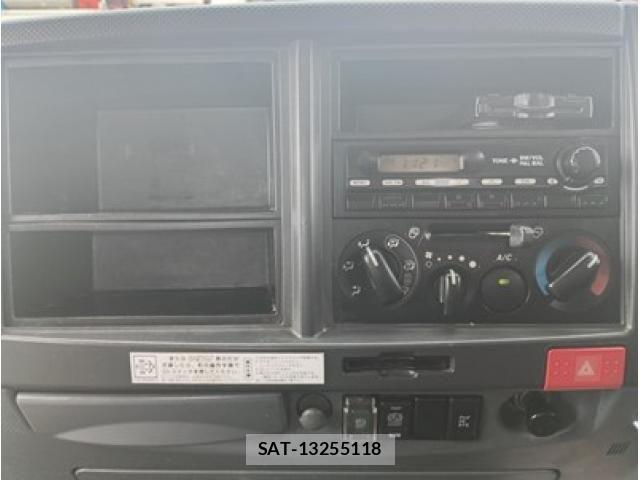 Isuzu ELF TRUCK 2013-05 4370609-25