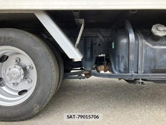 Isuzu ELF TRUCK 2018-05 4370611-10