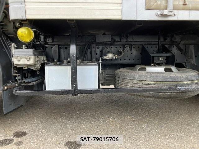 Isuzu ELF TRUCK 2018-05 4370611-12