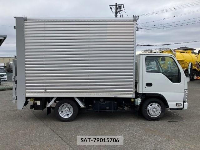 Isuzu ELF TRUCK 2018-05 4370611-5