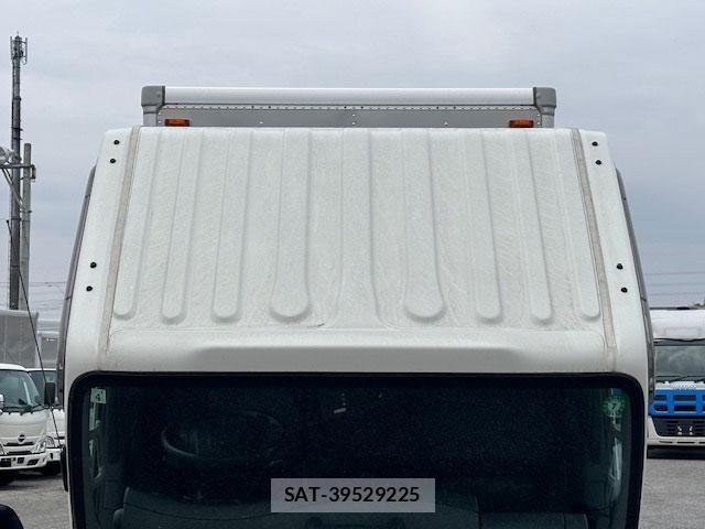 Isuzu ELF TRUCK 2023-04 4591407-14