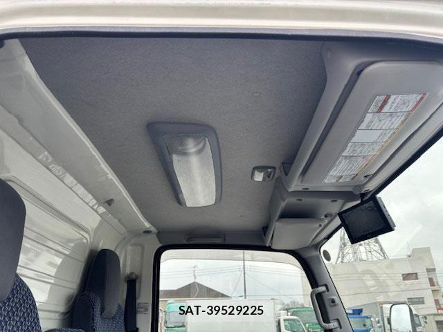 Isuzu ELF TRUCK 2023-04 4591407-18