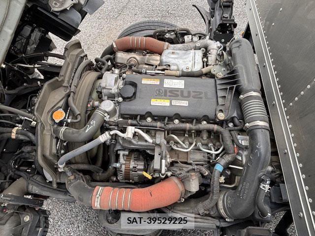 Isuzu ELF TRUCK 2023-04 4591407-25