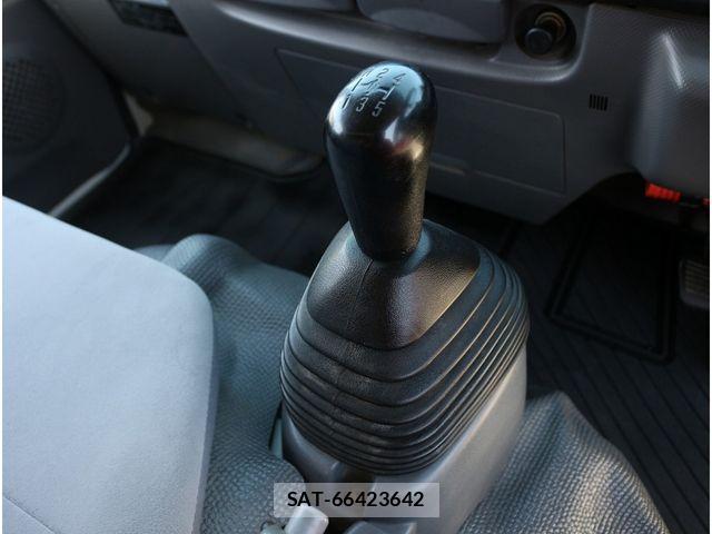 Isuzu ELF TRUCK 2015-11 4591445-21