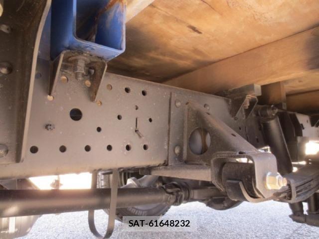 Isuzu ELF TRUCK 2015-07 4591485-10