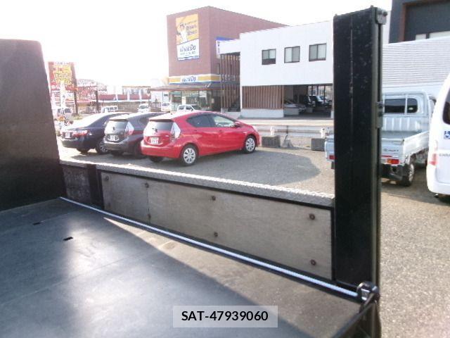 Isuzu ELF TRUCK 2008-12 4591482-14