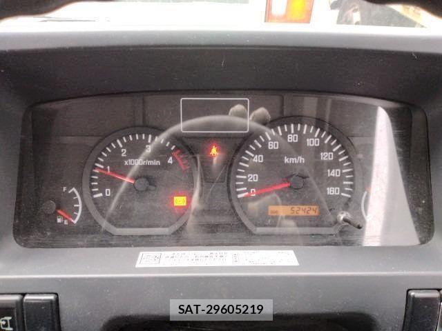 Isuzu ELF TRUCK 2014-02 4591493-10