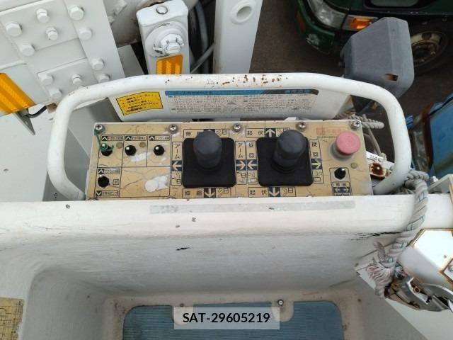 Isuzu ELF TRUCK 2014-02 4591493-21